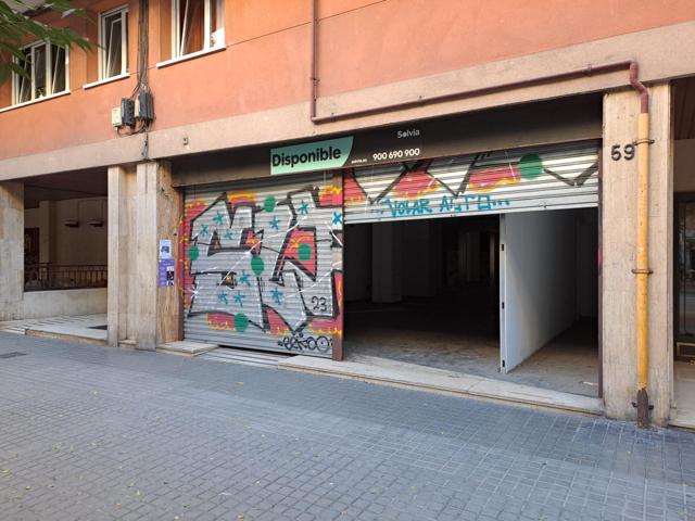 LOCAL EN VENTA O ALQUILER EN BARCELONA - PS. TORRAS I BAGES photo 0