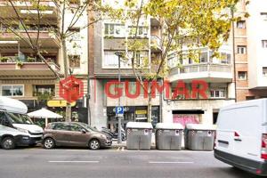 Local comercial en venta en calle República Argentina en rentabilidad photo 0