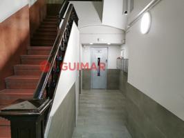 PISO EN VENTA EN LES CORTS C- COLLBLANC photo 0