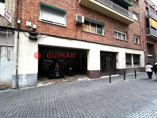 LOCAL COMERCIAL EN VENTA - Barcelona (Sants - Montjuïc) photo 0