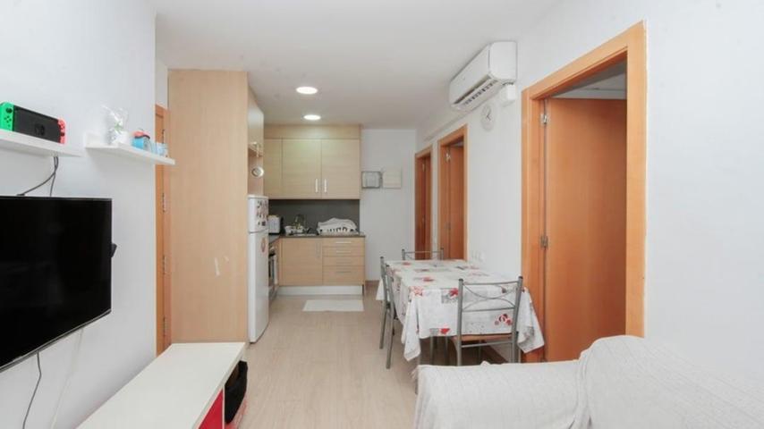 Piso en venta en Hospitalet de Llobregat photo 0