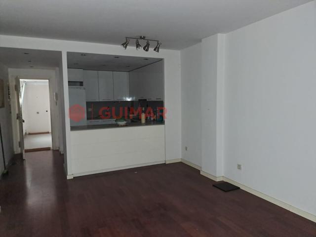 PISO EN VENTA EN ESPLUGUES DE LLOBREGAT - BARCELONA photo 0