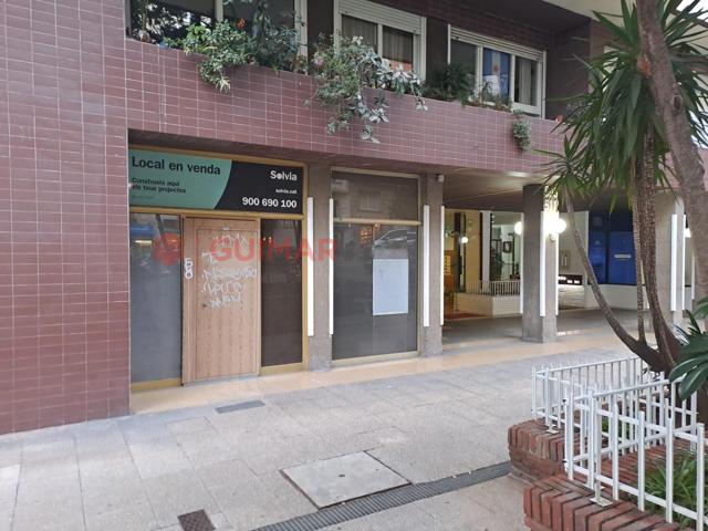 LOCAL EN VENTA SITUADO EN C- SARDENYA photo 0