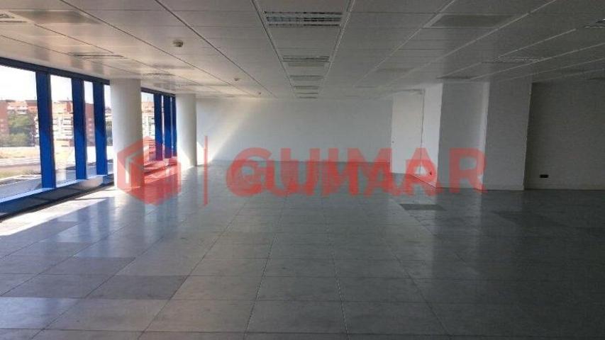 OFICINA EN VENTA EN BADALONA - BONAVISTA photo 0