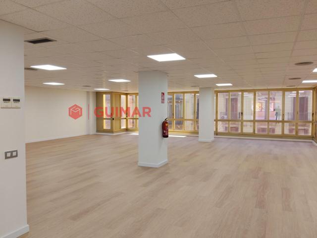 ¡Oficina en alquiler en Calle Roger de Llúria! photo 0