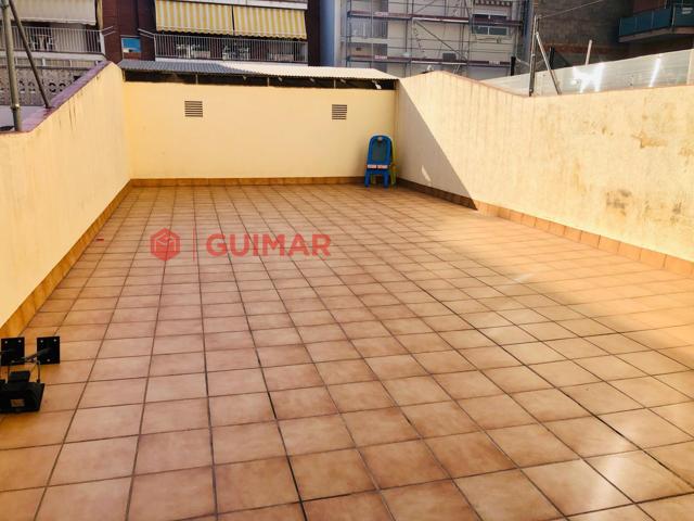 PISO EN VENTA EN CASTELLDEFELS (CENTRO) CON TERRAZA- 2HAB- 1 BAÑO- ASCENSOR photo 0