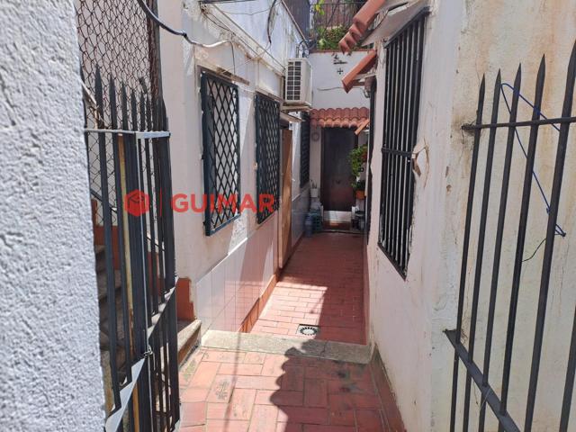 PISO EN VENTA EN C- GAVA (SANTS) photo 0