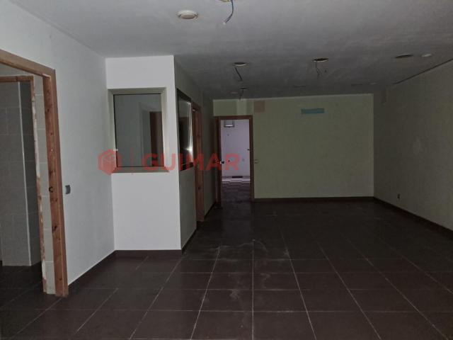 OFICINA INTERIOR EN VENTA O ALQUILER EN CASTELLDEFELS ZONA CENTRE photo 0