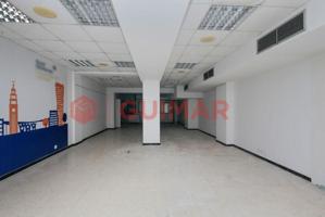 LOCAL EN VENTA EN HOSPITALET DE LLOBREGAT photo 0