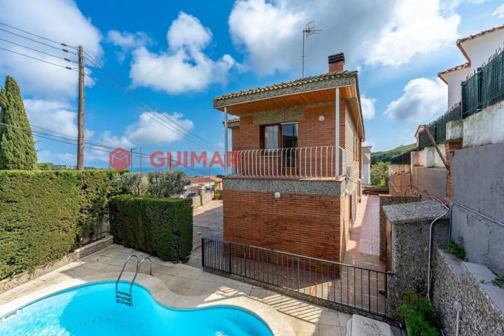 CHALET - TORRE EN VENTA - Teià photo 0