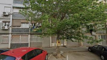 PISO EN VENTA EN RENTABILIDAD EN CORNELLA DE LLOBREGAT - IDEAL INVERSORES photo 0