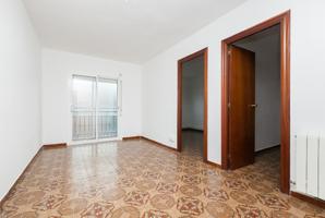 ESPECIAL INVERSORES. PISO ALQUILADO EN VENTA EN SANT FELIU C- CONSTITUCIO photo 0