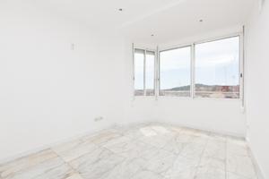 ESPECIAL INVERSORES. VENTA DE PISO ALQUILADO EN GAVA C- GARROFERS photo 0