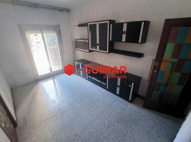 PISO EN VENTA EN ESPLUGUES DE LLOBREGAT ZONA LA PLANA photo 0