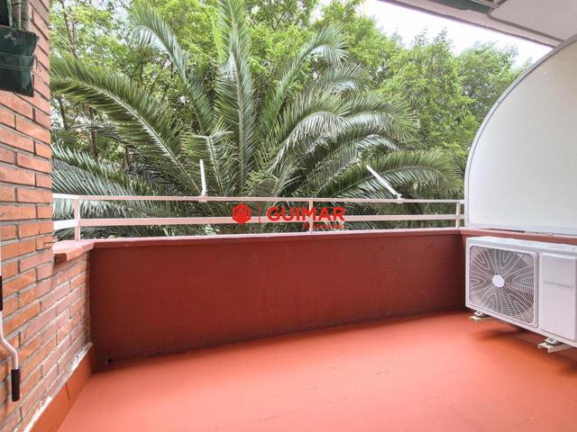 Piso para entrar a vivir junto a la estación de Sants photo 0
