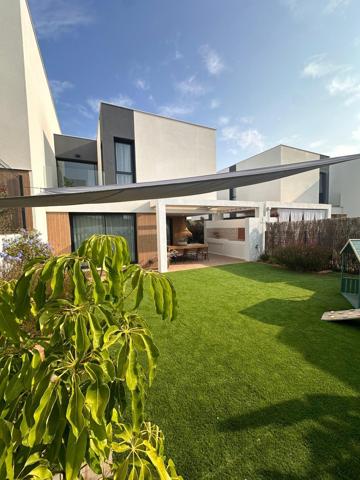 Chalet Pareado en Venta en Torre en Conill - Valencia photo 0