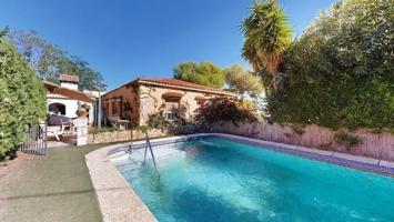 Se vende chalet- villa en Urbanización el pinar, Picassent, Silla (Valencia) photo 0