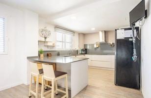 Se vende piso ático en Riba Roja, Valencia photo 0