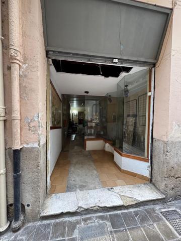Se vende local en Ciutat Vella, Valencia photo 0