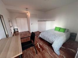 Se vende piso triplex en Marxalenes, Valencia photo 0