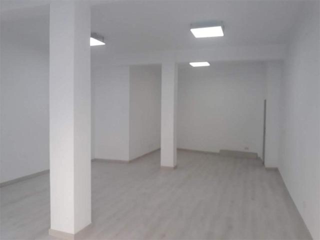 Se vende Local comercial en Mont-Olivet, Valencia photo 0