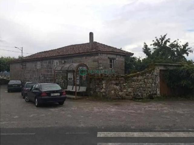 Casa para restaurar de piedra. Amoeiro photo 0