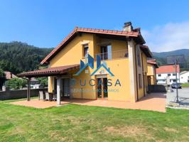Chalet Pareada en Hazas de Cesto - Beranga: ¡tu hogar ideal! photo 0