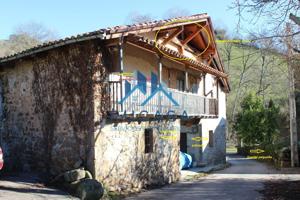 En venta: encantadora casa de piedra en Villasuso de Anievas, Cantabria photo 0