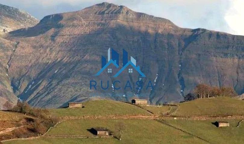 En venta: Cabaña pasiega en Vega de Pas photo 0