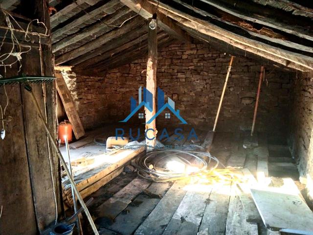 Venta de cabaña pasiega con terreno rústico en San Pedro de Romeral photo 0
