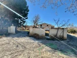 Piso En venta en Finca Con Agua Y Cortijo, A 7 Km De Baza, Caniles photo 0