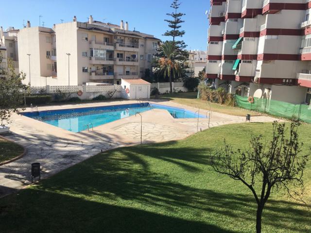 Apartamento reformado cerca de Playa Torrecilla con piscina comunitaria photo 0