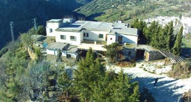 Gran Oportunidad: Hotel Rural en Busquístar con Potencial de uso TURISTICO. photo 0
