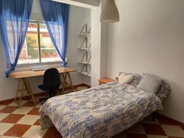PISO DISPONIBLE DE ALQUILER PARA ESTUDIANTES CURSO 23-24 DE 3 DORMITORIOS EN PLAZA DE TOROS photo 0
