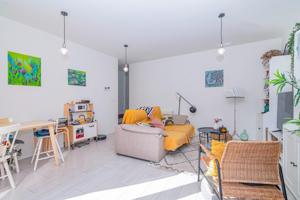 PISO EN ALQUILER DE 3 DORMITORIOS CON PLAZA DE GARAGE Y PISCINA COMUNITARIA photo 0