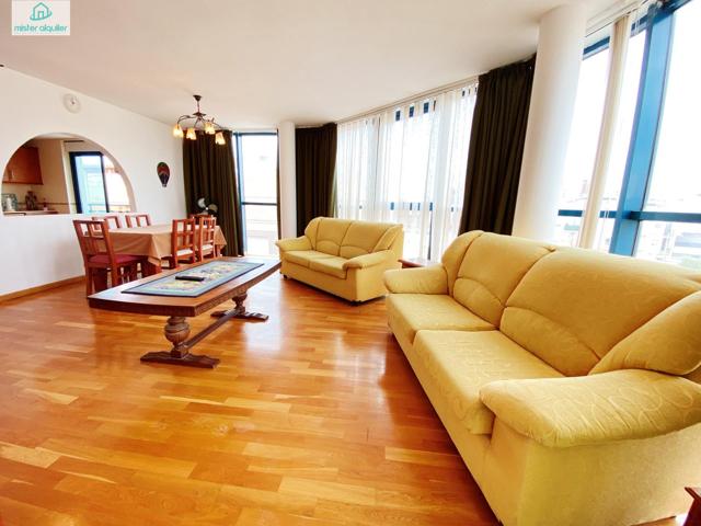 MODERNO APARTAMENTO EN EL CENTRO Y MUY CERCA DE LA PLAYA MUY LUMINOSO Y CALEFACCION CENTRAL photo 0