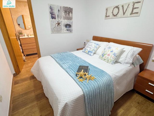 APARTAMENTO FAMILIAR A UN PASO DE LA PLAYA Y EL PUERTO DE EL CAMPELLO, CON PISCINA Y TERRAZA LUMINOSA photo 0
