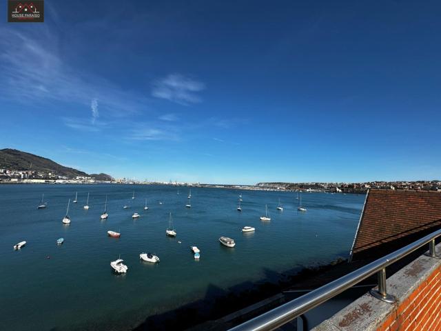 Triplex En venta en Las Arenas Centro, Getxo photo 0