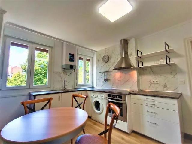 Piso En venta en Lasesarre, Barakaldo photo 0