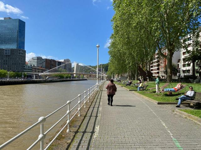 Piso En venta en Campo Volantin, Bilbao photo 0