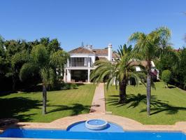 EXCLUSIVA VILLA CORTIJO EN GUADALMINA BAJA - MARBELLA photo 0