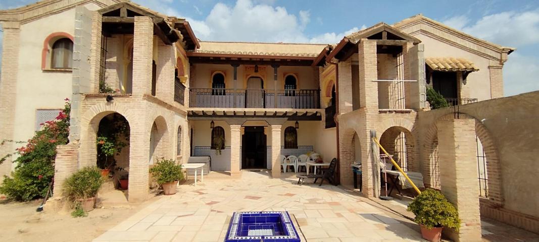 PRECIOSO CHALET-PALACETE DISEÑO ARABE!! photo 0