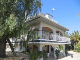 La Casa que Soñaste: Chalet Espacioso y Versátil en Elche photo 0