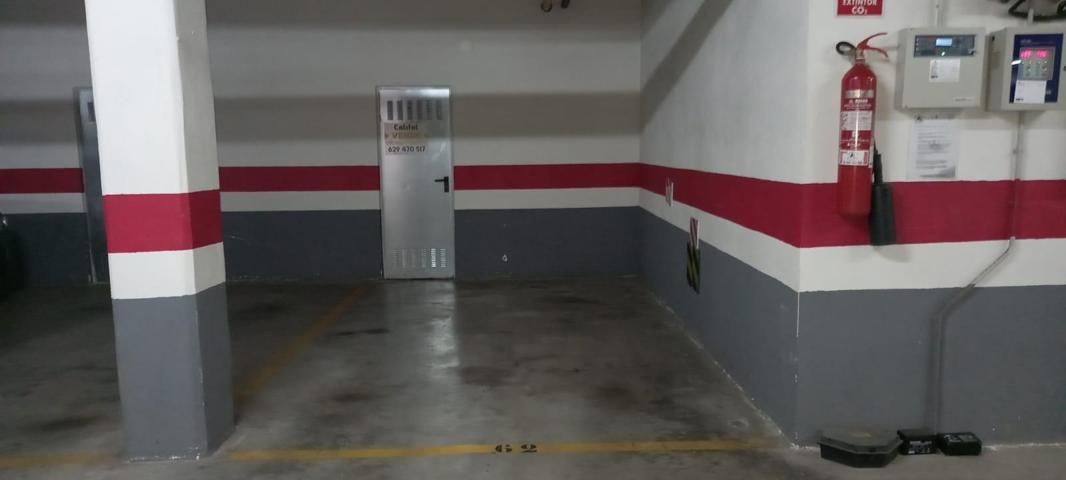 VENTA DE PLAZA DE PARKING CON TRASTERO JUNTO ARROYO DEL MORO -HIPERCOR photo 0