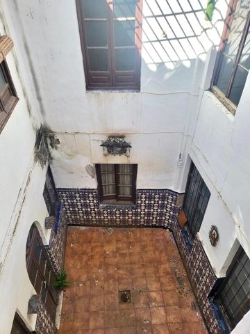 Gran casa en zona Judería con diez habitaciones y gran terraza y patio andaluz photo 0