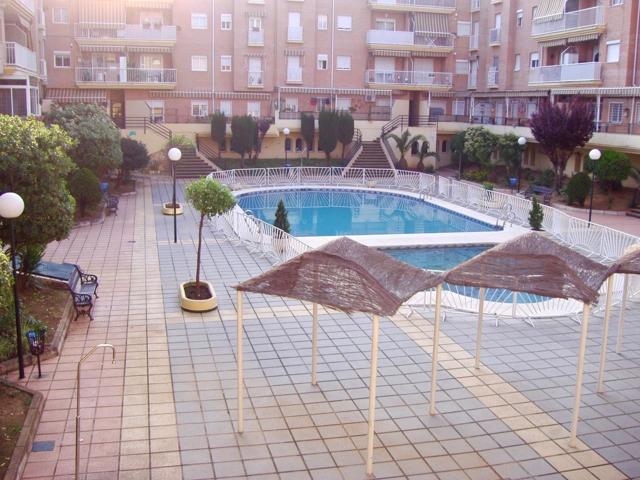 Piso en Parque Azahara – Listo para entrar a vivir photo 0