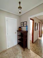 Piso de 4 habitaciones en Parque Cruz Conde photo 0