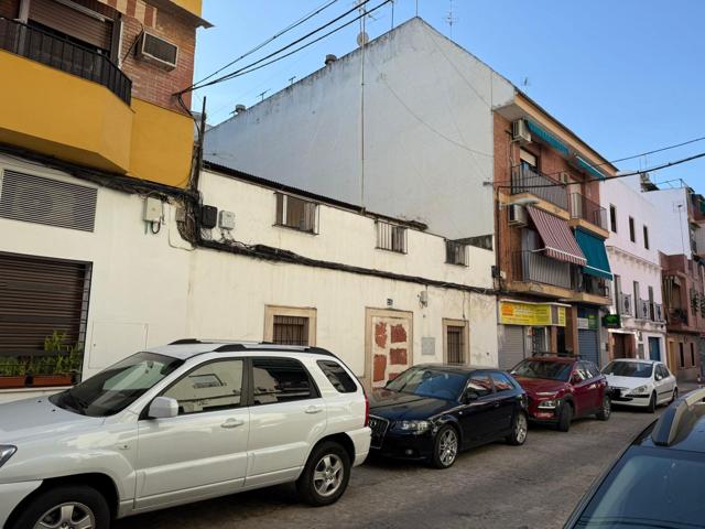 Oportunidad Inversora en Zona Jesús Rescatado (Córdoba) – Solar 207m2 para 6 Viviendas photo 0