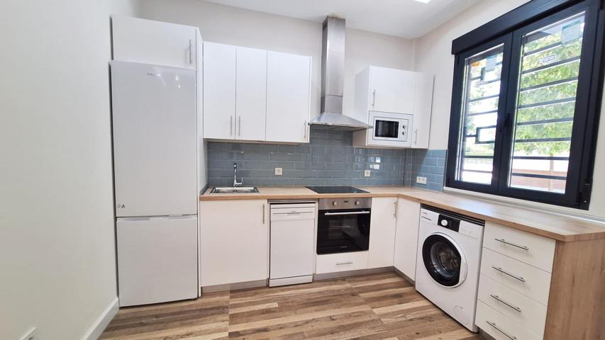 ¡¡ APARTAMENTO NUEVO A ESTRENAR CON GARAJE, JUNTO A LA AVENIDA DE CARLOS III !! photo 0
