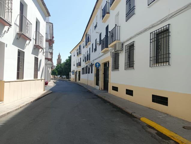 Gran piso en San Lorenzo perfecto como vivienda o como inversión para alquiler photo 0